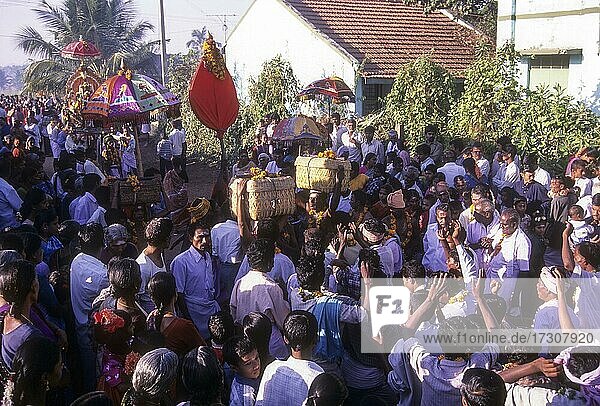 Mahasivaratri-Fest in Poochiyur bei Coimbatore  Tamil Nadu  Indien  Asien