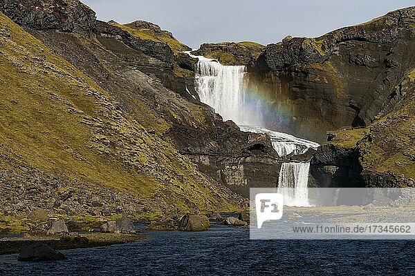 Wasserfall Ófærufoss  Feuerschlucht Eldgjá oder Eldgja  Skaftárhreppur  Südisland  Island  Europa