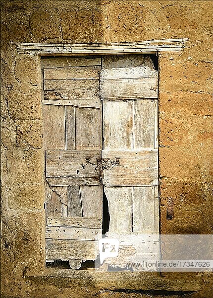 Türdetails  alte Türen mit Details  alte Holztüren