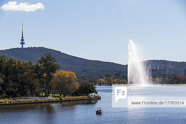 Australia  Australian Capital Territory  Canberra  Fountain on Lake Burley Griffin