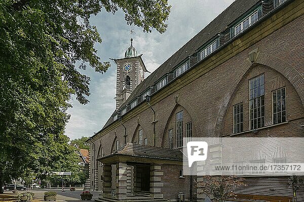 Martin-Luther-Kirche  Erinnerungsstätte für die Ulmer Schülergruppe der Weißen Rose  Ausstellung  Ulm  Baden-Württemberg  Deutschland  Europa