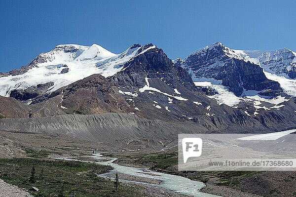 Glaciers and Mountains  High Mountains  Rocky Mountains  Icefields Centre  Jasper National Park  Alberta  Canada  North America