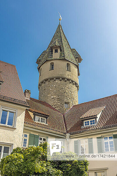 Germany  Baden-Wurttemberg  Ravensburg  Houses in front of medieval Gruner Turm