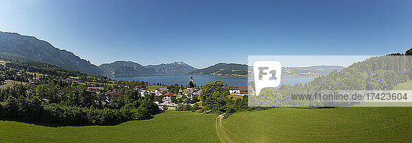Austria  Upper Austria  Steinbach am Attersee  Drone panorama of small town on shore of Lake Atter