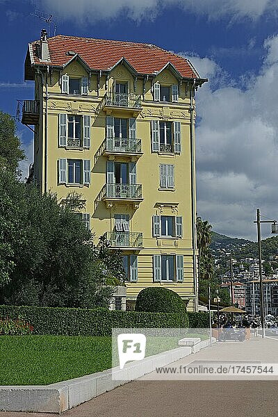 Historisches Haus in Nizza  Département Alpes-Maritimes  Provence-Alpes-Côte d?Azur  Frankreich  Europa