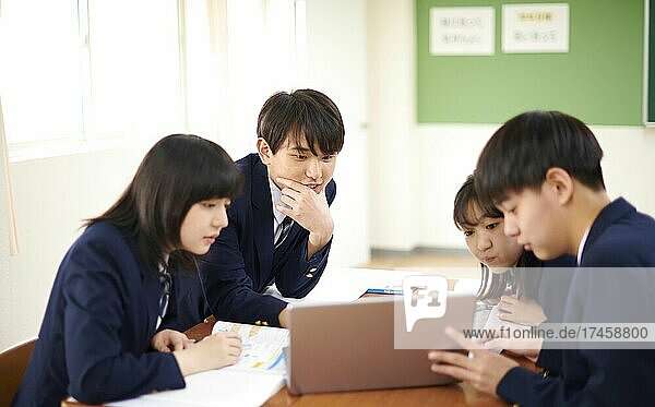 Japanese school students in the classroom