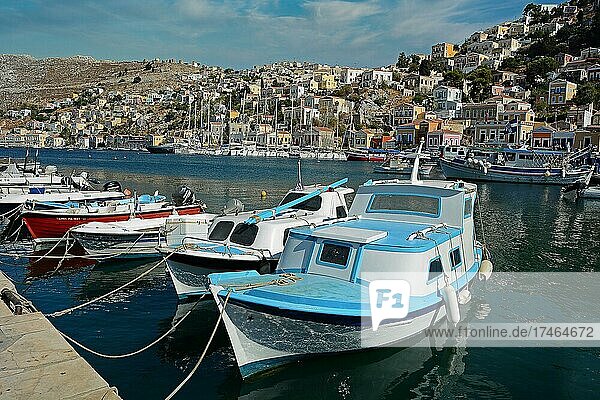Fischerboote in Symi  Insel Symi  Griechenland  Europa