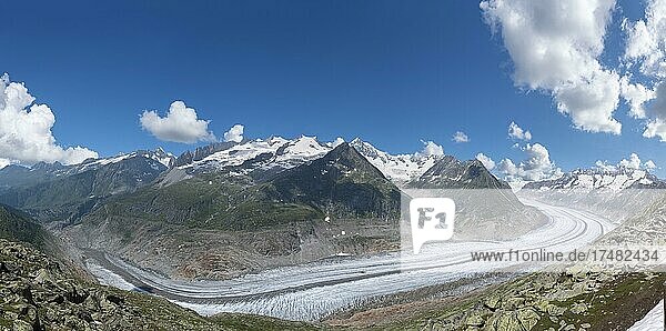 Landschaft mit Aletschgletscher vom Aussichtspunkt Bettmerhorn  Bettmeralp  Wallis  Schweiz  Europa