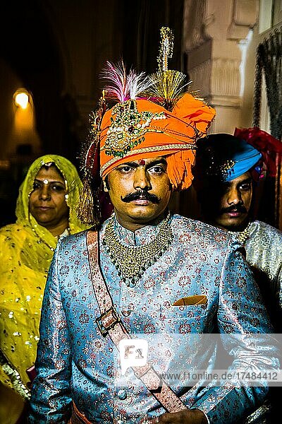 Getrennte Zeremonien von Braut und Bräutigam  prunkvolle Hochzeit in Rajasthan  Jaipur  Rajasthan  Indien  Asien