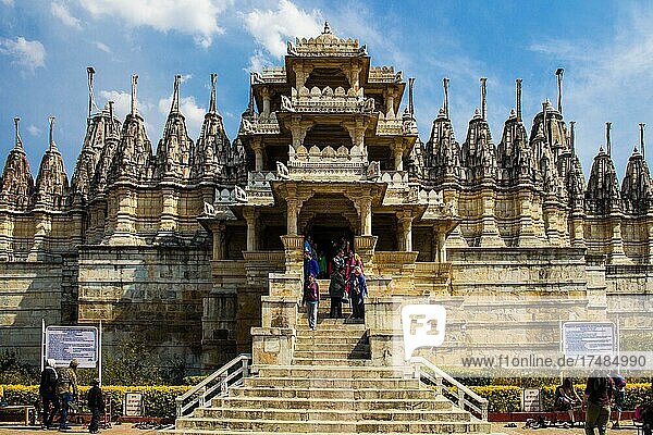 Temple staircase  Ranakpur temple complex  most important testimony to Jain architecture in India  Ranakpur  Rajasthan  India  Asia
