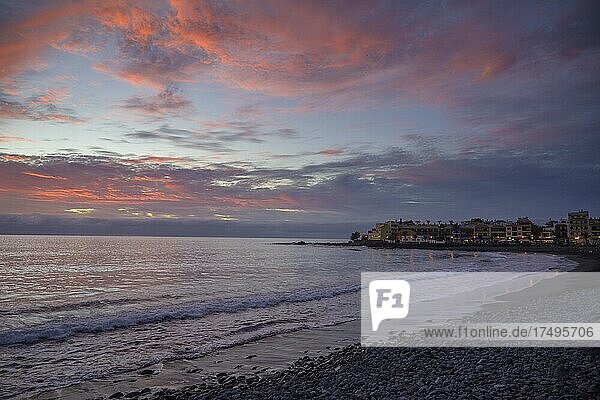 Sonnenuntergang an der Bucht von  Valle Gran Rey  La Gomera  Spanien  Europa