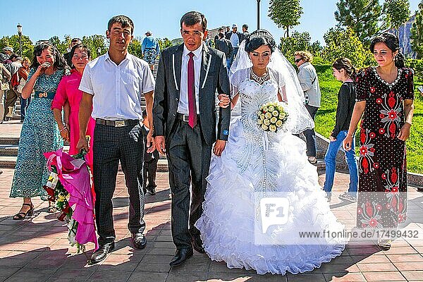 Bridal couple  wedding  Uzbekistan  Uzbekistan  Asia