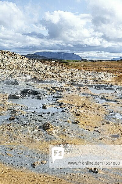 Geothermal landscape with different colours  high temperature area Námaskarð or Namskard  Námafjall  Mývatn  Norðurland eystra  Northeast Iceland  Iceland  Europe
