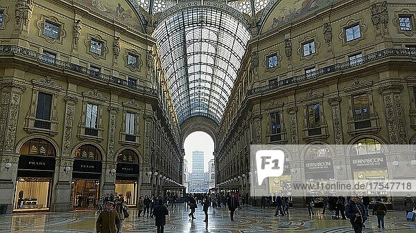 Galleria Vittorio Emanuele II  Milan  Lombardia  Italy  Europe