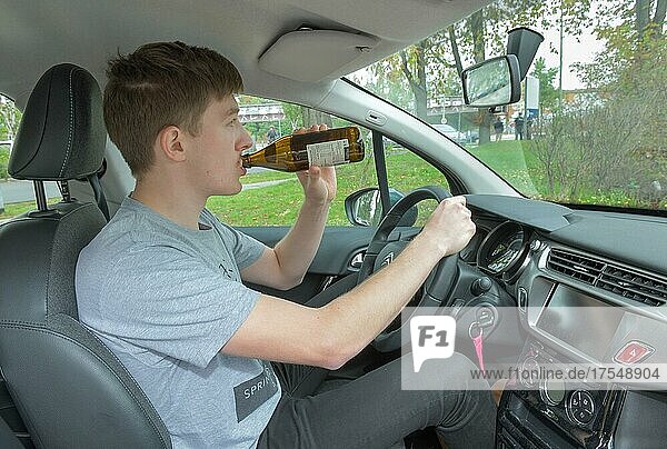 Symbol photo drunk driving  car  drinking