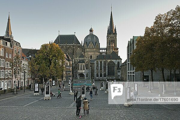 Kaiserdom  Aachen  North Rhine-Westphalia  Germany  Europe