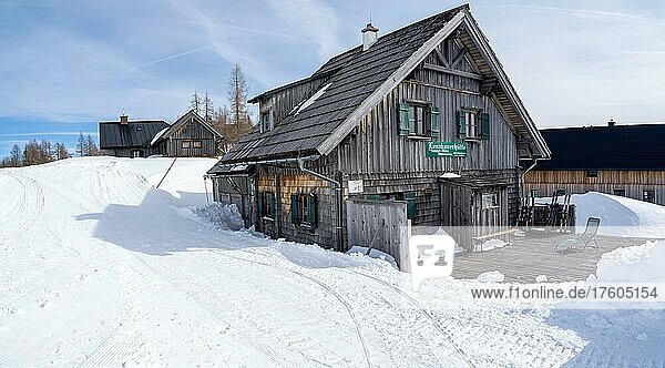 Lenzbauerhütte im Winter  Tauplitzalm  Steiermark  Österreich  Europa
