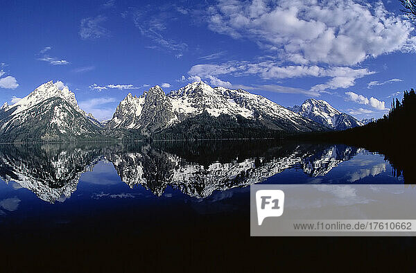 The Tetons And Jenny Lake  Grand Teton National Park  Wyoming  USA