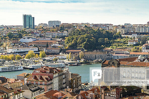Portugal  Porto  Old town buildings and Douro river