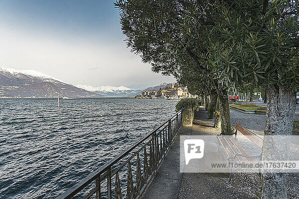 Italy  Bellagio  Bench on promenade by Lake Como