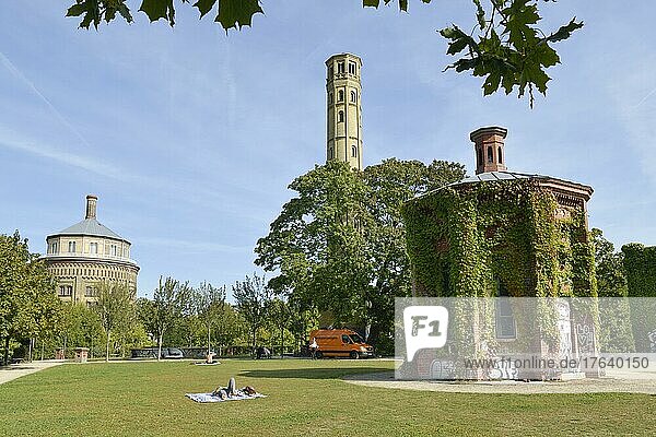 Wasserturm  Steigrohrturm und kleiner Wasserspeicher  Wasserturmplatz  Knaackstraße  Prenzlauer Berg  Pankow  Berlin  Deutschland  Europa
