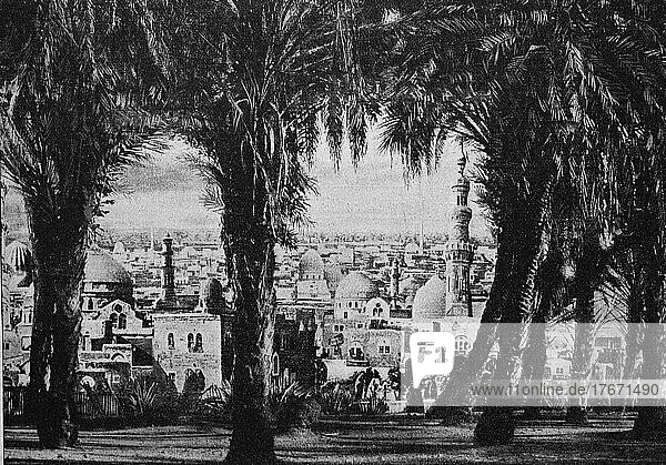Blick auf Bagdad im Irak  Foto aus dem Jahre 1895  Historisch  digitale Reproduktion einer Originalvorlage aus dem 19. Jahrhundert