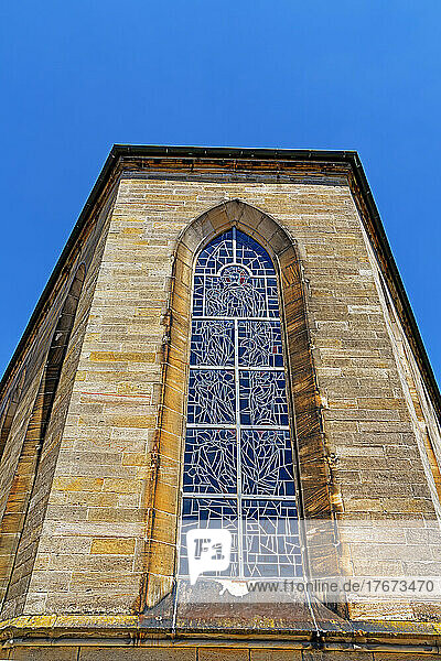 Kirche Sankt Peter und Paul  Kirchenfenster