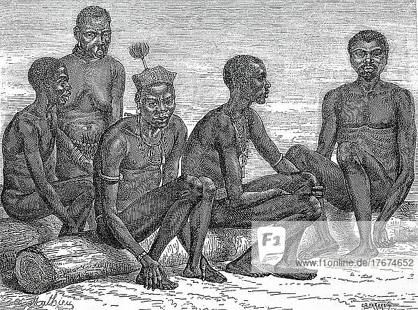 Männer des Stammes Mittous in Mittous-Madis  im Jahre 1860  Historisch  digital restaurierte Reproduktion einer Vorlage aus dem 19. Jahrhundert  genaues Datum unbekannt