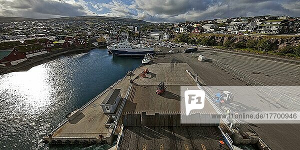View of the harbour and the capital from the ferry Norröna  Thórshavn  Streymoy  Faroe Islands  Føroyar  Denmark  Europe