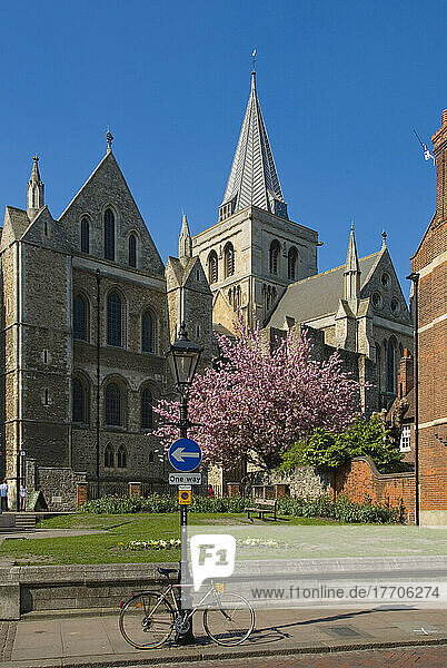 Europe  Uk  England  Kent  Rochester Cathedral