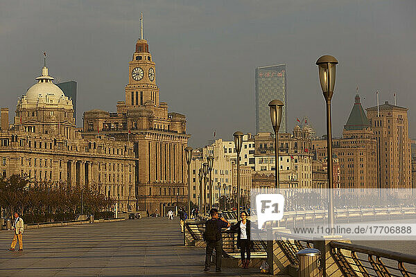 A view of The Bund in early morning sunlight  the historical district and waterfront of Shanghai; Shanghai  China