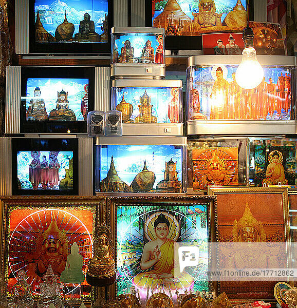 Mahamuni Paya Buddha Bilder; Mandalay  Birma