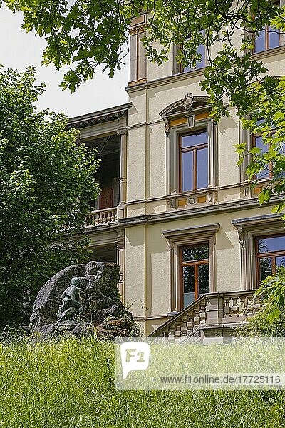 Villa Louis Laiblin im Baustil der italienischen Spätrenaissance  Park  Bäume  Laiblinspark  Pfullingen  Baden-Württemberg  Deutschland  Europa