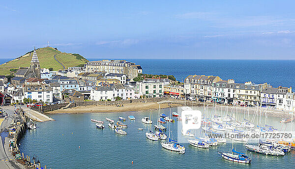 Ilfracombe harbour and beach from the South West Coast Path above the town of Ilfracombe  Devon  England  United Kingdom  Europe