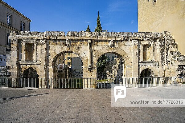 The Auguste Gate (Porte d'Auguste)  Nimes  Gard  Occitania  France  Europe