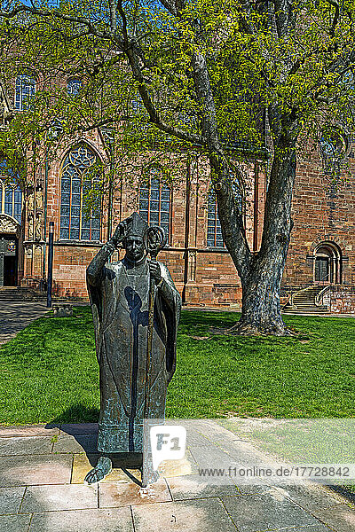 SchUM-Stadt  Denkmal  Burchard  1000 - 1025  Bischof  Dom Sankt Peter  erbaut 12. Jahrhundert  Südseite