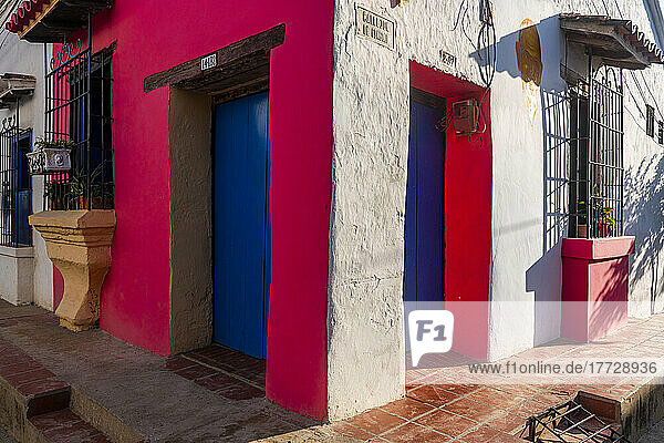 Colourful house  Mompox  UNESCO World Heritage Site  Colombia  South America