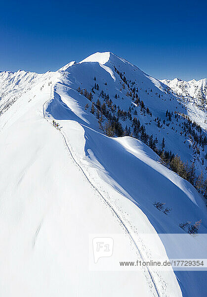 Pizzo Meriggio ridge in winter  Valtellina  Lombardy  Italy  Europe
