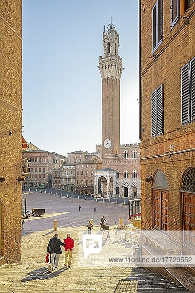 Piazza del Campo  UNESCO World Heritage Site  Siena  Tuscany  Italy  Europe
