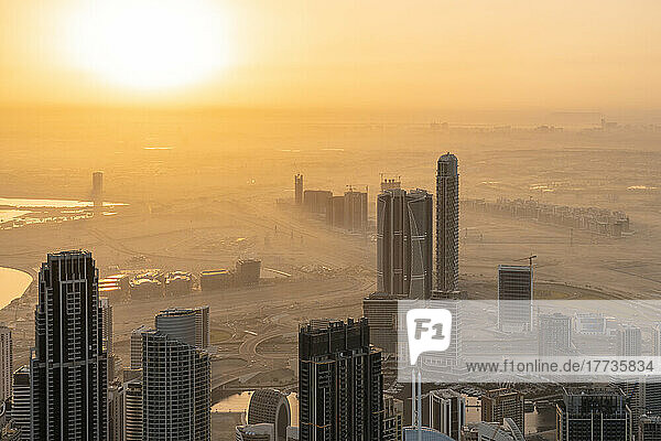 United Arab Emirates  Dubai  Business Bay at foggy sunrise