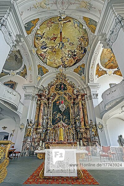 Hauptaltar  Katholische Stadtpfarrkirche  Münster unserer lieben Frau  Lindau  Bayern  Deutschland  Europa