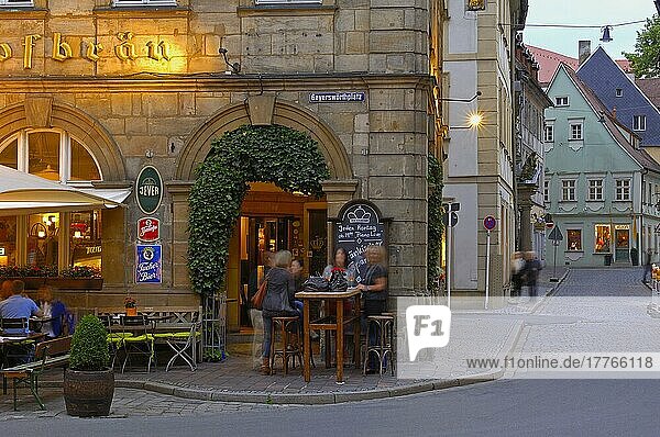Bamberg  Restaurant  Altstadt  UNESCO-Welterbe  Franken  Bayern  Deutschland  Europa