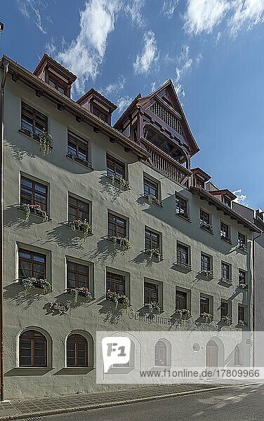 Historisches Wohn-und Geschäftshaus von1697  Totalsanierung durch die Nürnberger Altstadtfreunde  Hitere Ledergasse 43  m Nürnberg  Mittelfranken  Bayern  Deutschland  Europa