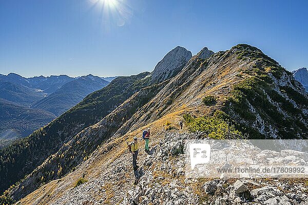 Mountaineers climbing  hiking trail to Arnspitze  near Mittenwald  Bavaria  Germany  Europe