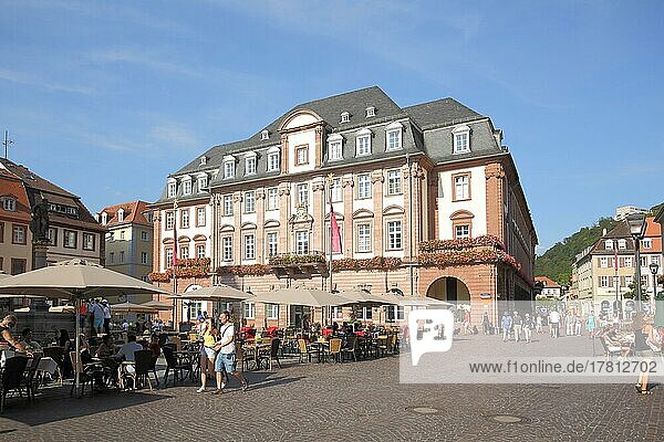 Marktplatz mit Rathaus in der Altstadt  Heidelberg  Bergstraße  Baden-Württemberg  Deutschland  Europa