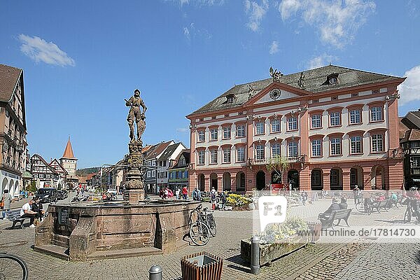 Town Hall Square  Rathausplatz with Market Fountain and Town Hall in Gengenbach  Ortenau  Southern Black Forest  Black Forest  Baden-Württemberg  Germany  Europe