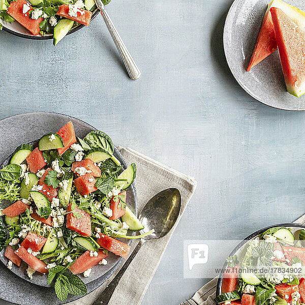 Sommerlicher Salat mit Wassermelone und Feta