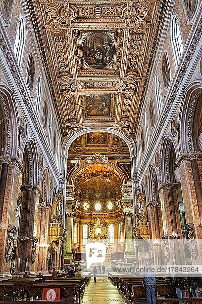 Nave of the Cathedral in the Old Town  Naples  Gulf of Naples  Campania  Southern Italy  Italy  Europe