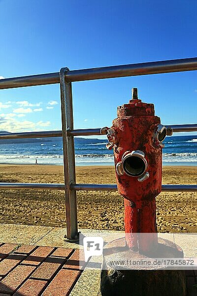 Hydrant am Strand von Las Palmas de Gran Canaria. Las Palmas  Gran Canaria  Kanarische Inseln  Spanien  Europa