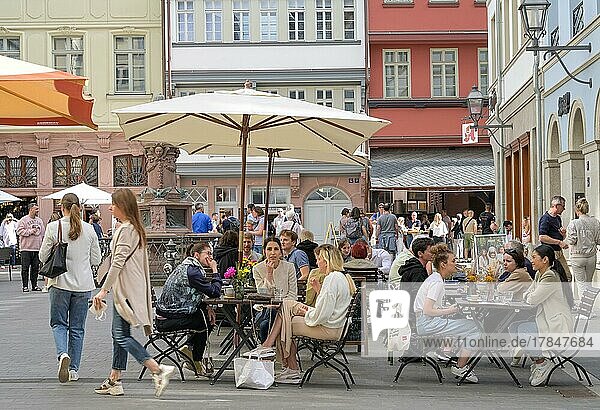 Straßencafe Hoppenworth & Ploch  Hühnermarkt  Frankfurt am Main  Hessen  Deutschland  Europa